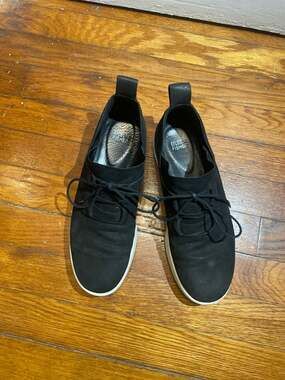 Eileen Fisher Kipling Black Tumbled Nubuck Leather Lace-Up Sneakers
